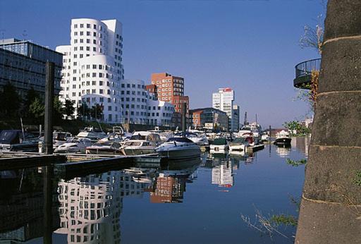 Jugendherberge Duesseldorf Exterior photo